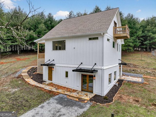 1772 River Road, Mineral Bluff, GA 30559