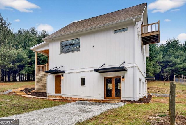 1772 River Road, Mineral Bluff, GA 30559