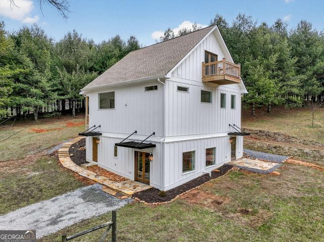 1772 River Road, Mineral Bluff, GA 30559