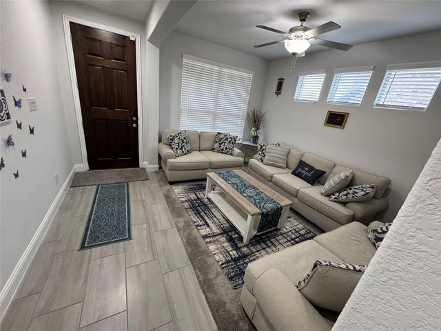 7213 Bronco Bluff, Sachse, TX 75048