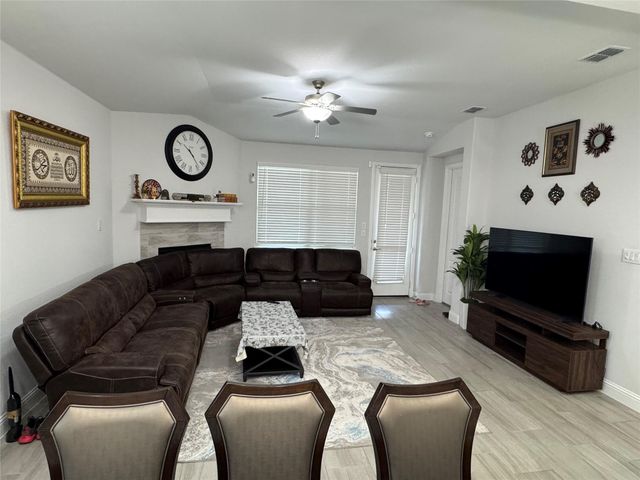 7213 Bronco Bluff, Sachse, TX 75048