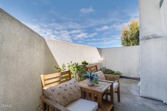 155 Courtyard Drive, Port Hueneme, CA 93041