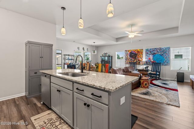 353 Mayflower Drive NW, Calabash, NC 28467