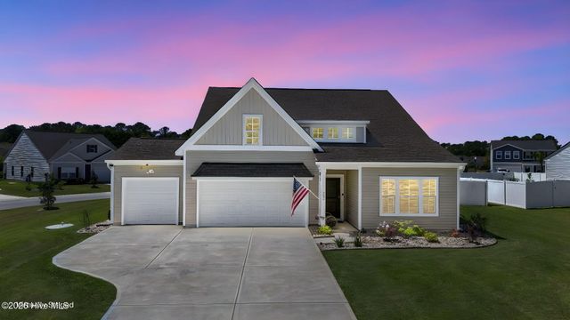 353 Mayflower Drive NW, Calabash, NC 28467