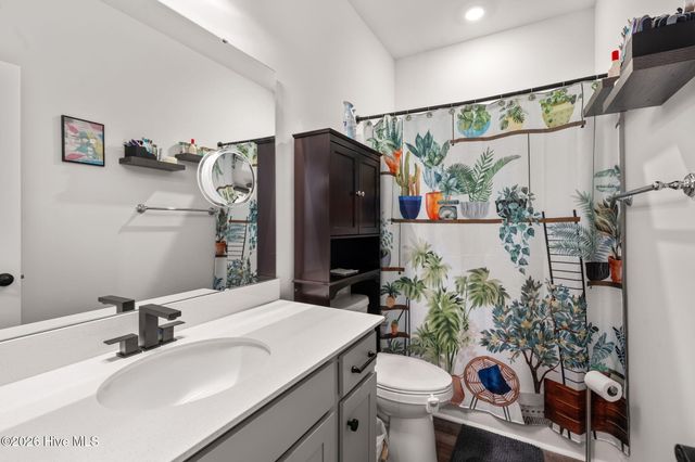 353 Mayflower Drive NW, Calabash, NC 28467