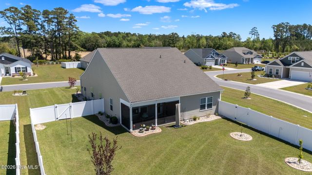 353 Mayflower Drive NW, Calabash, NC 28467