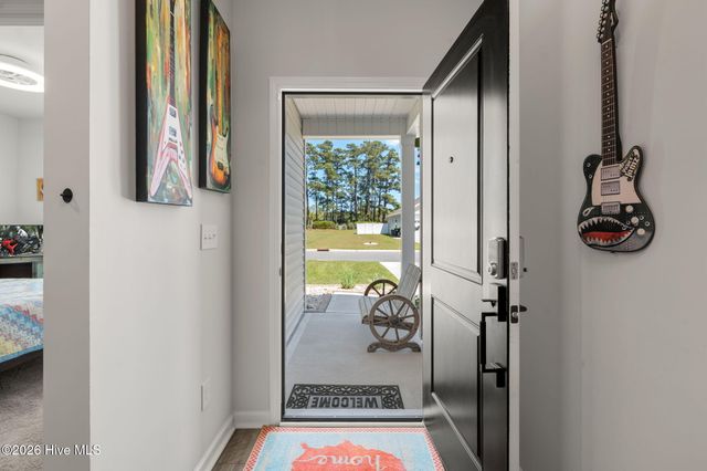 353 Mayflower Drive NW, Calabash, NC 28467