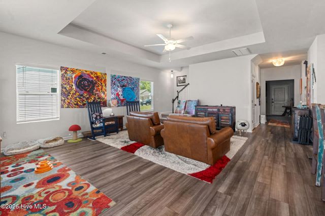 353 Mayflower Drive NW, Calabash, NC 28467