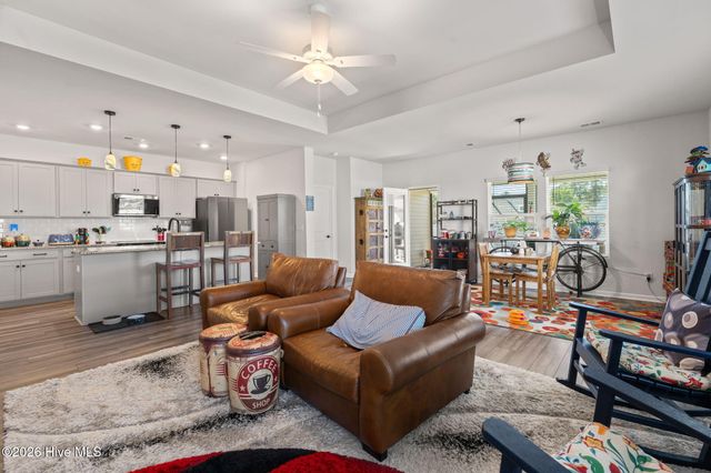 353 Mayflower Drive NW, Calabash, NC 28467