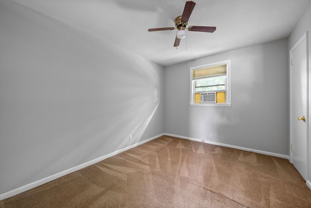 454 Circle Dr Apt C, Clarksville, TN 37043