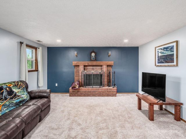 6105 Houseman Road, Ostrander, OH 43061