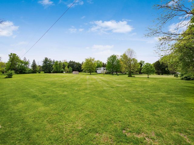 6105 Houseman Road, Ostrander, OH 43061