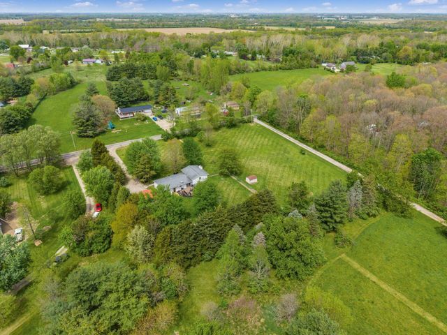 6105 Houseman Road, Ostrander, OH 43061