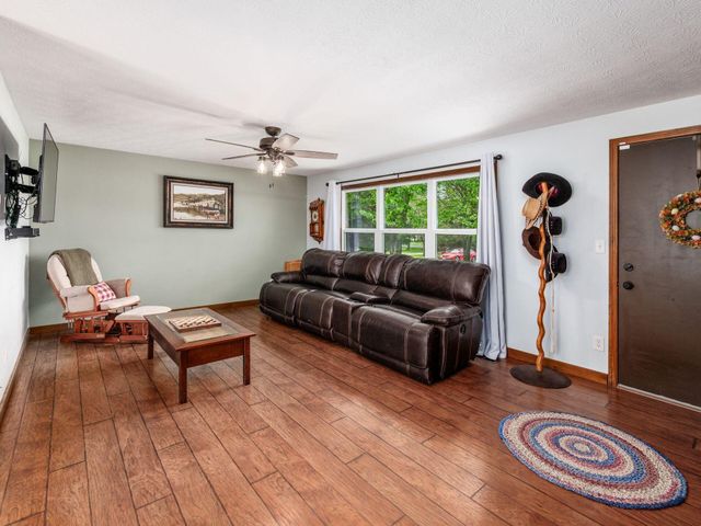 6105 Houseman Road, Ostrander, OH 43061