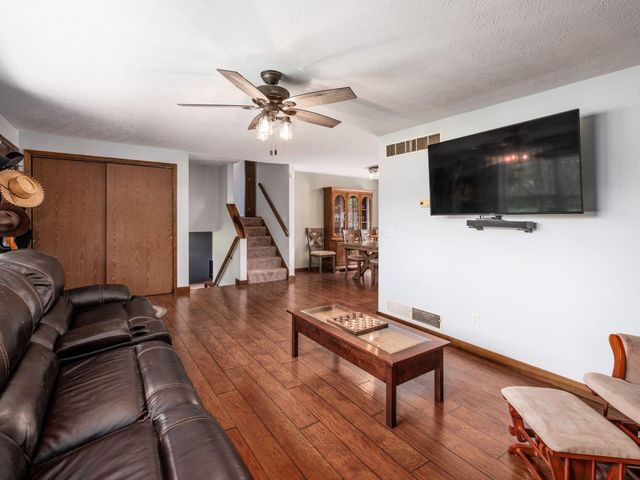 6105 Houseman Road, Ostrander, OH 43061