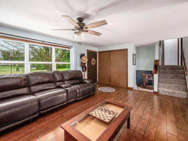 6105 Houseman Road, Ostrander, OH 43061