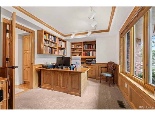8478 Haystack Ct, Niwot, CO 80503