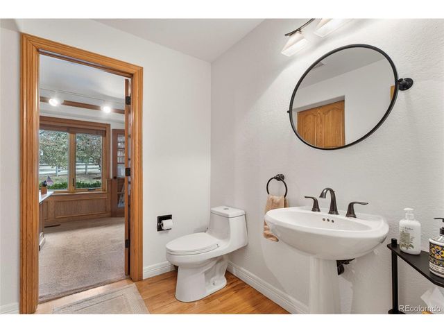 8478 Haystack Ct, Niwot, CO 80503