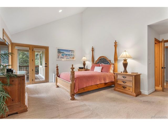 8478 Haystack Ct, Niwot, CO 80503