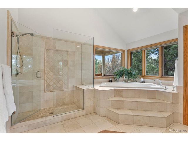 8478 Haystack Ct, Niwot, CO 80503