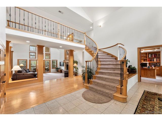 8478 Haystack Ct, Niwot, CO 80503