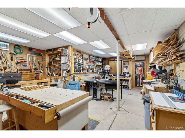 8478 Haystack Ct, Niwot, CO 80503