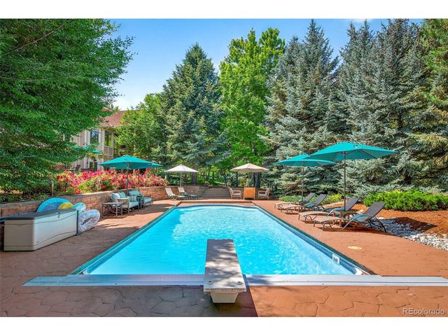 8478 Haystack Ct, Niwot, CO 80503