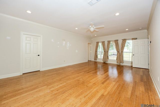 37213 Swamp Rd, Prairieville, LA 70769