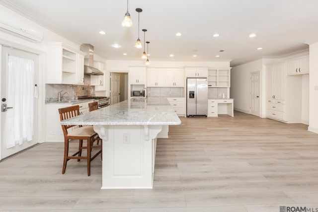 37213 Swamp Rd, Prairieville, LA 70769