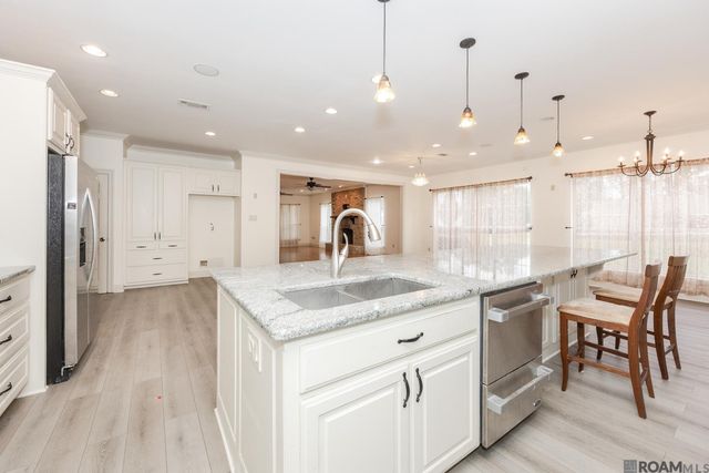 37213 Swamp Rd, Prairieville, LA 70769