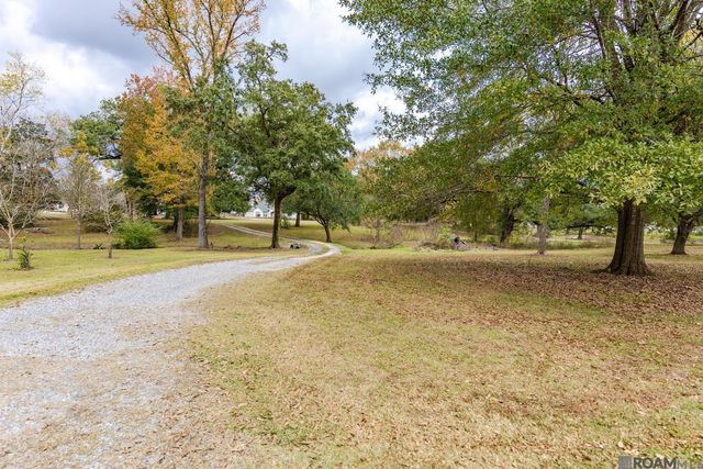 37213 Swamp Rd, Prairieville, LA 70769