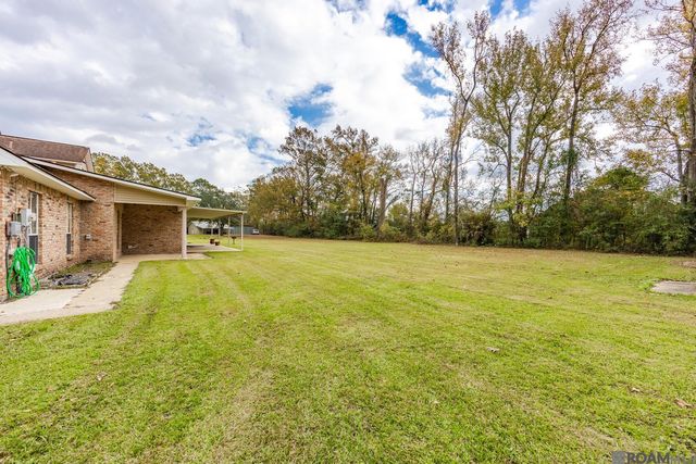 37213 Swamp Rd, Prairieville, LA 70769