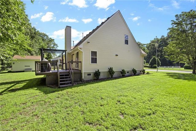 4041 Hargrove LNDG, Suffolk, VA 23435
