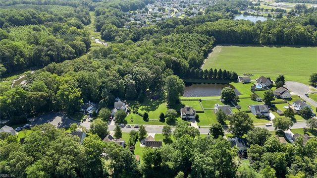 4041 Hargrove LNDG, Suffolk, VA 23435