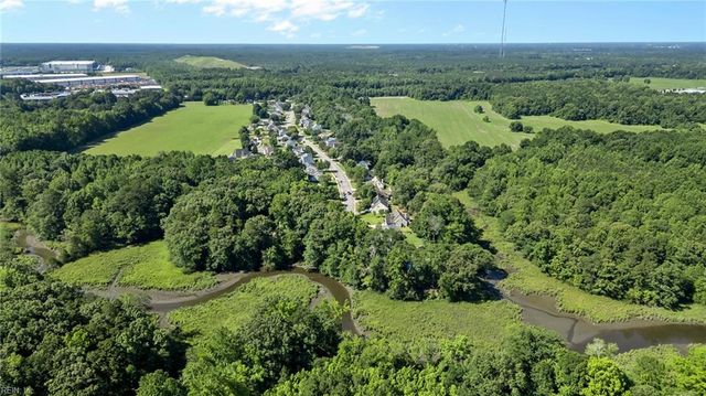 4041 Hargrove LNDG, Suffolk, VA 23435