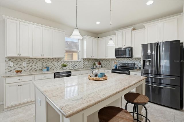 15571 STONE HOUSE DRIVE, Brooksville, FL 34604