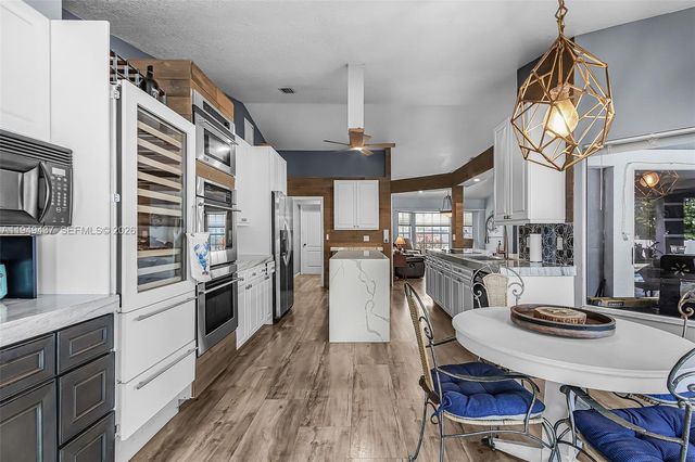 211 47th St, Cape Coral, FL 33914