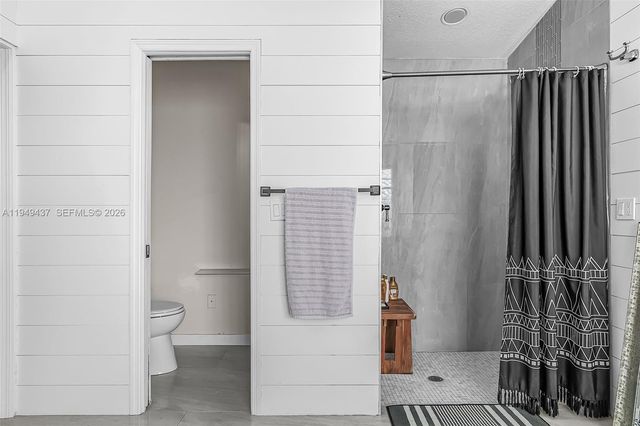 211 47th St, Cape Coral, FL 33914