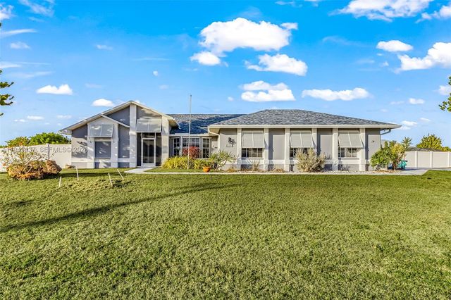 211 47th St, Cape Coral, FL 33914