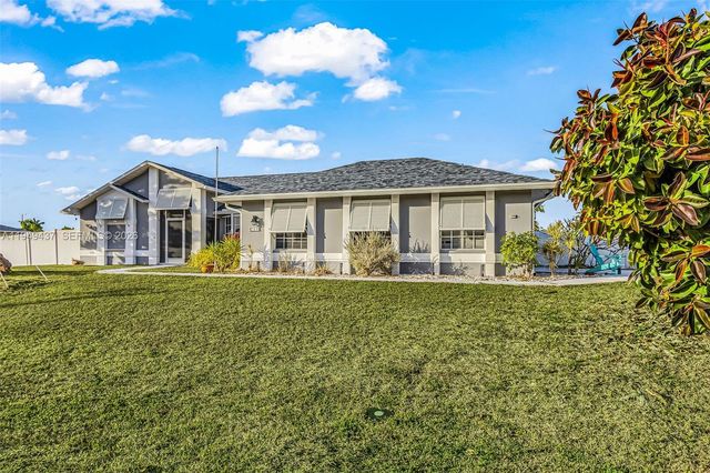 211 47th St, Cape Coral, FL 33914