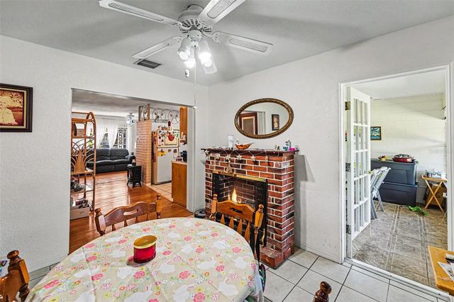 4040 19TH ST N, St Petersburg, FL 33714