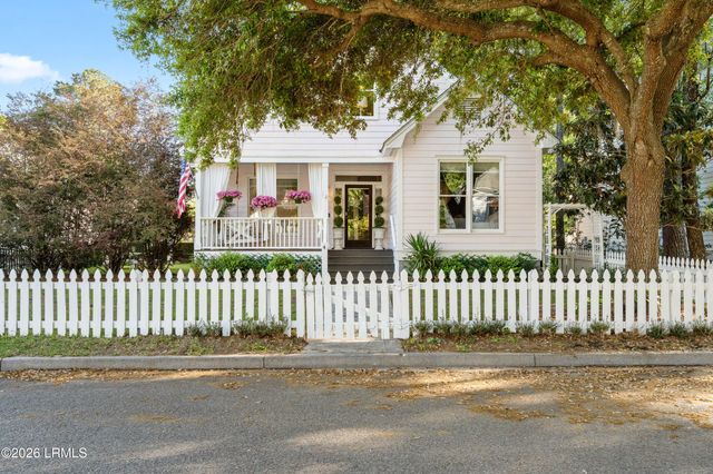 4 Brisbane Drive, Beaufort, SC 29902
