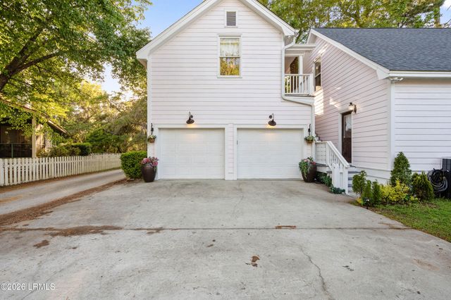 4 Brisbane Drive, Beaufort, SC 29902