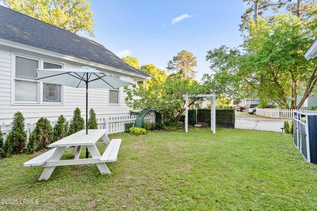 4 Brisbane Drive, Beaufort, SC 29902