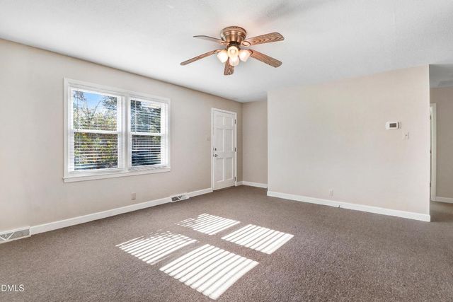 303 E South Street, Fremont, NC 27830