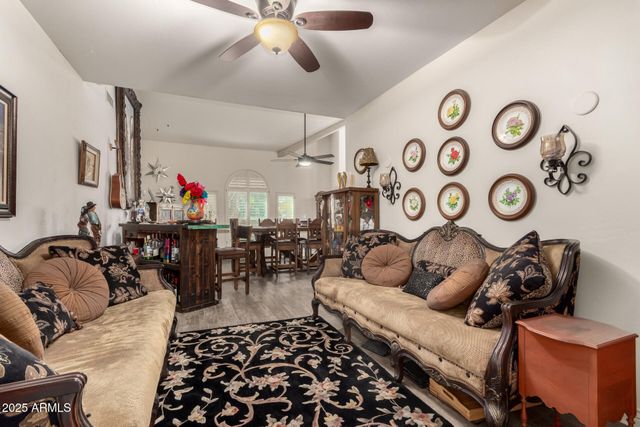 10425 N 23RD Street, Phoenix, AZ 85028