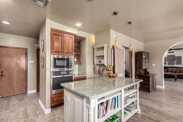 10425 N 23RD Street, Phoenix, AZ 85028