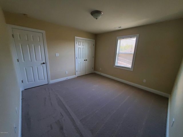 434 Peregrine Ridge Drive, New Bern, NC 28560