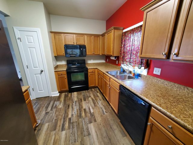 434 Peregrine Ridge Drive, New Bern, NC 28560