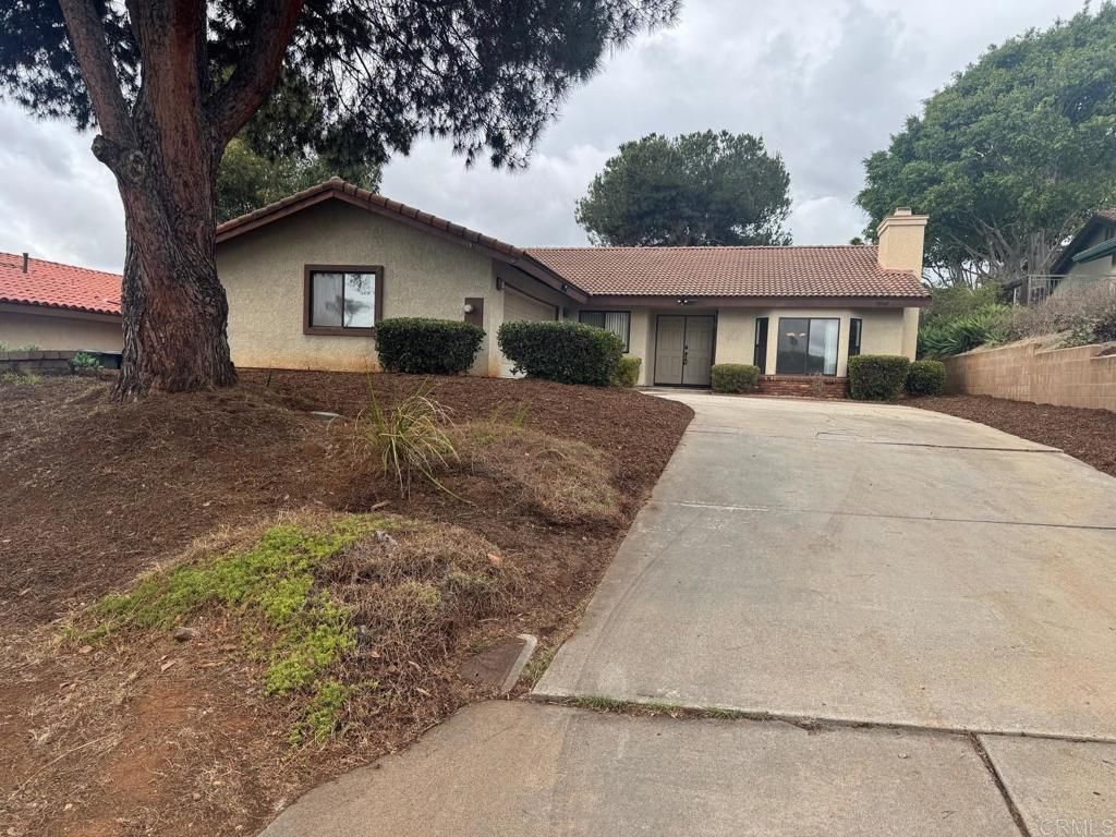 1906 Odell Circle, Vista, CA 92084 — exterior